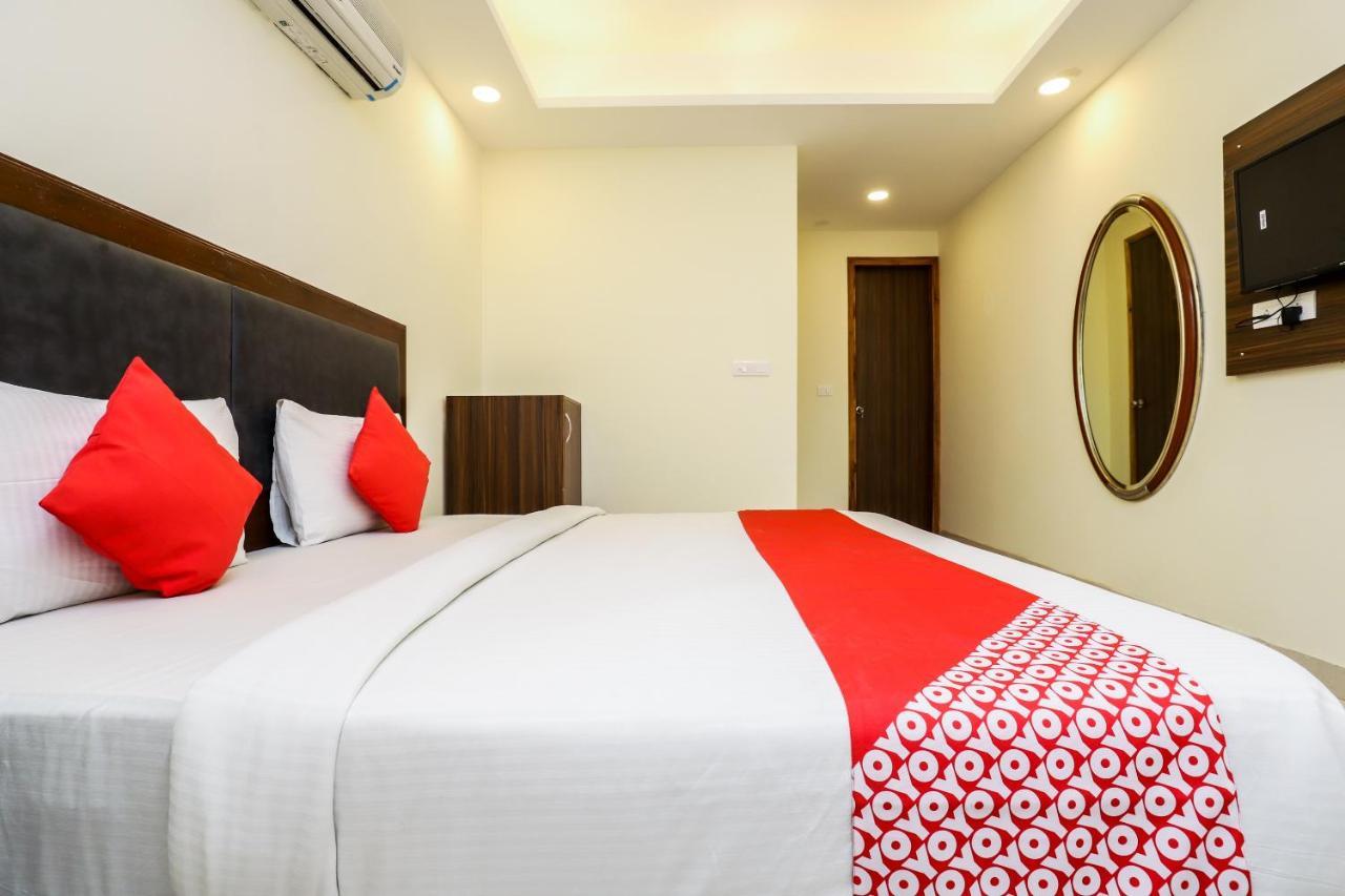 ניו דלהי Hotel Moreton Igi Airport מראה חיצוני תמונה